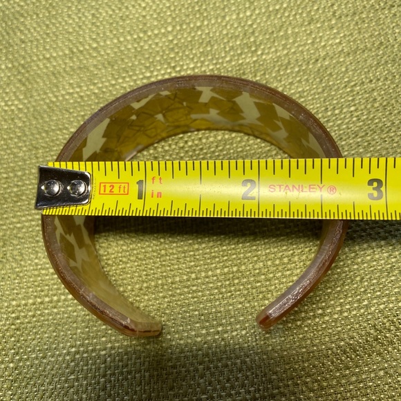 Color by Amber gold cuff - Picture 4 of 6